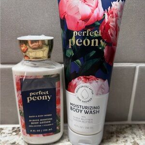 Perfect Peony Body Lotion and Moisturizing Body Wash Set